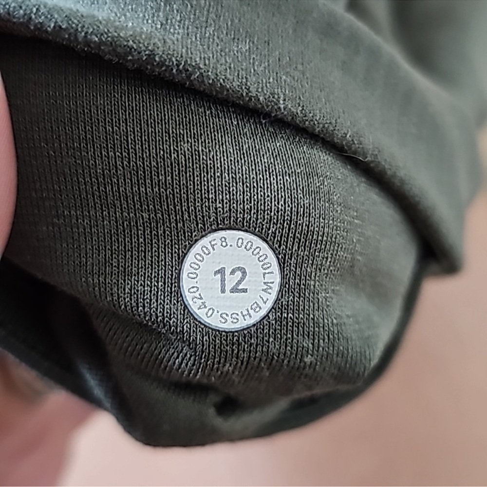 Lululemon Blissful Bend Super High-Rise Short 8" in Army Green - Picture 10 of 10